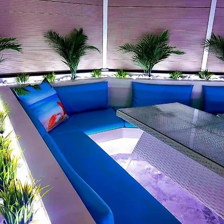 Sun Sea No 7 First Line Apartment *