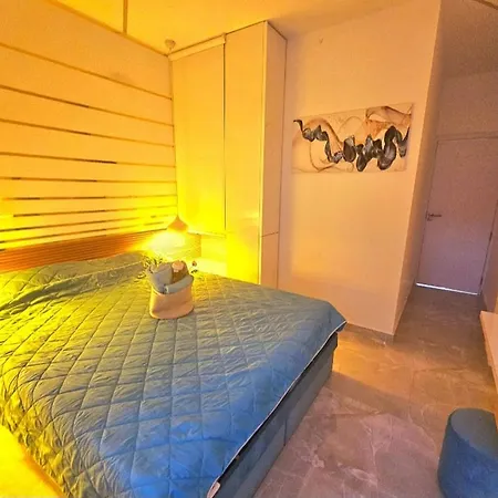 Sun Sea No 7 First Line * Peraia (Thessaloniki)