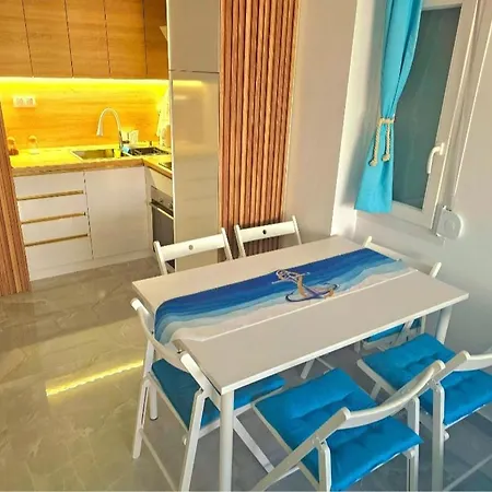 Sun Sea No 7 First Line