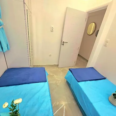 Sun Sea No 7 First Line Apartament Peraía