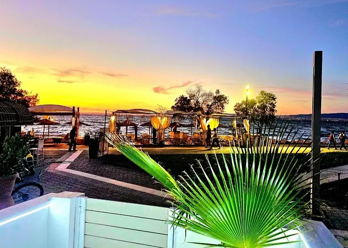 公寓 Sun Sea No 7 First Line Peraía