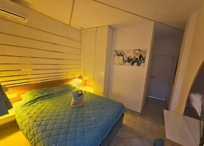 Apartment Sun Sea No 7 First Line Peraía